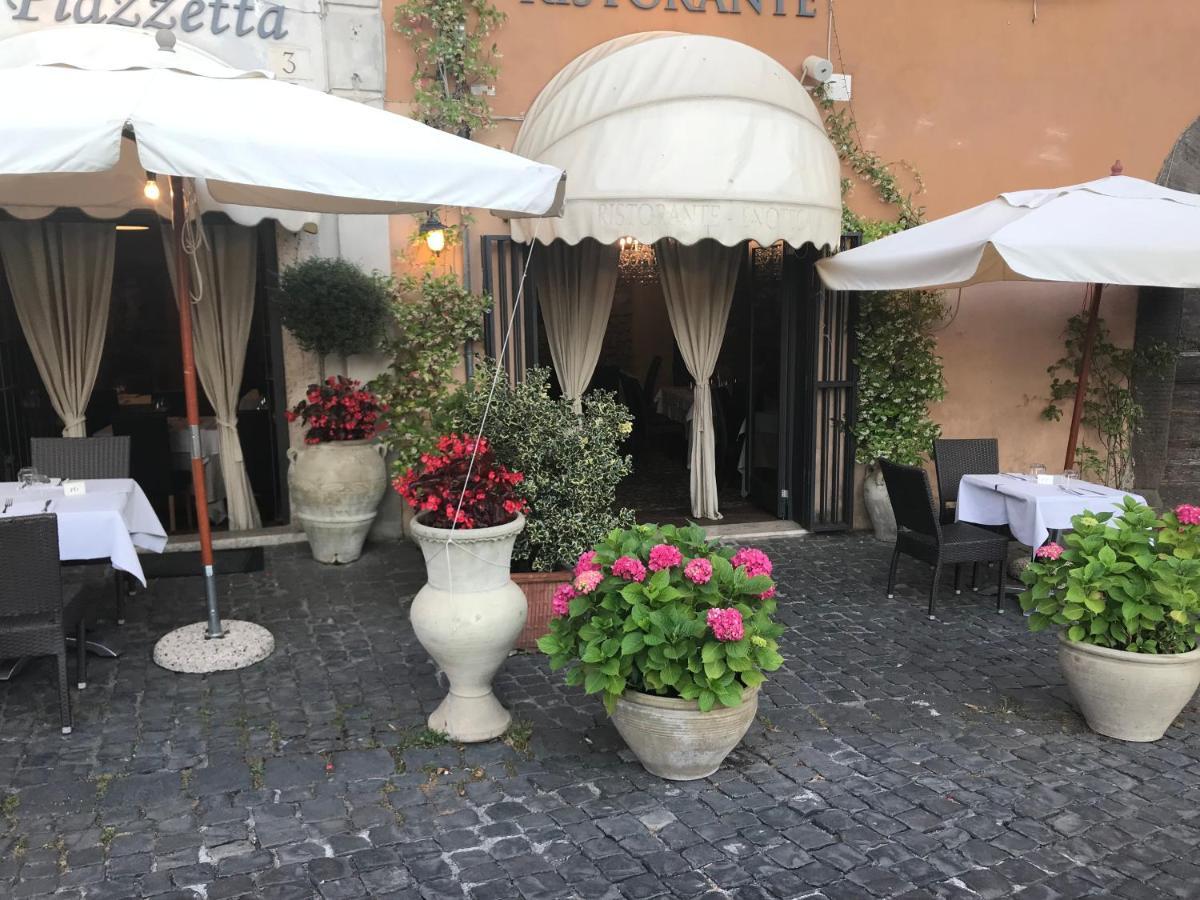 Affittacamere La Piazzetta อานาญี ภายนอก รูปภาพ