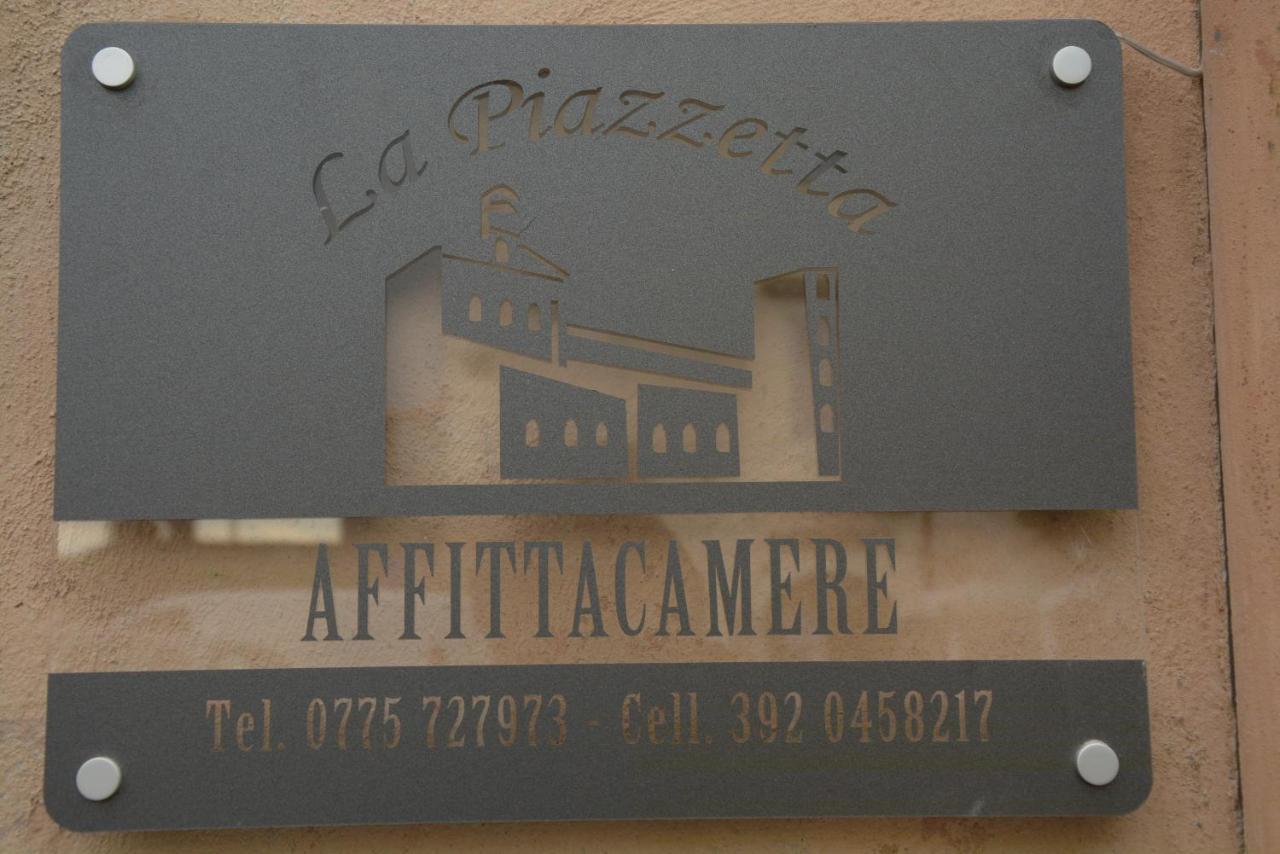 Affittacamere La Piazzetta อานาญี ภายนอก รูปภาพ